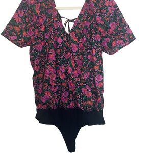 Eesome Floral, Bright Colors Bodysuit. NWOT Size L